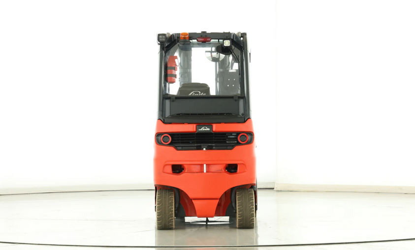 Электрический погрузчик Linde E30-Н01 / 600