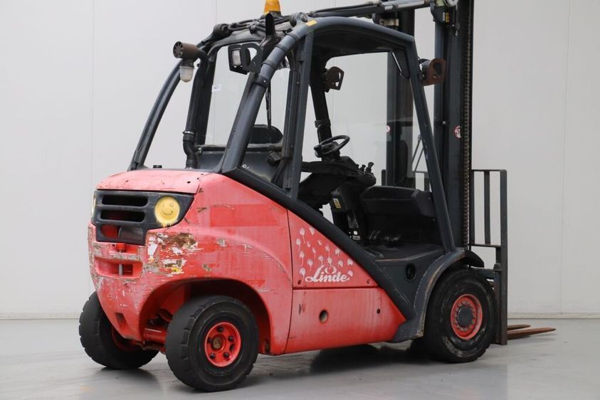 Дизельный погрузчик LINDE H30D