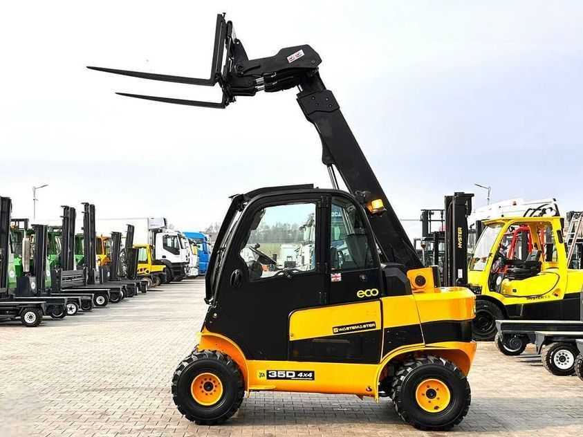 Телескопический погрузчик JCB TLT35D