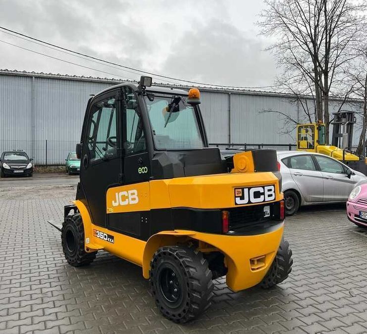 Телескопічний навантажувач JCB TLT35D