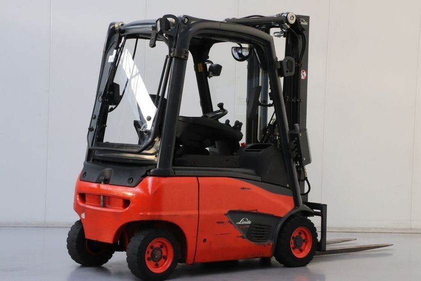 Электрический погрузчик LINDE E16P-02