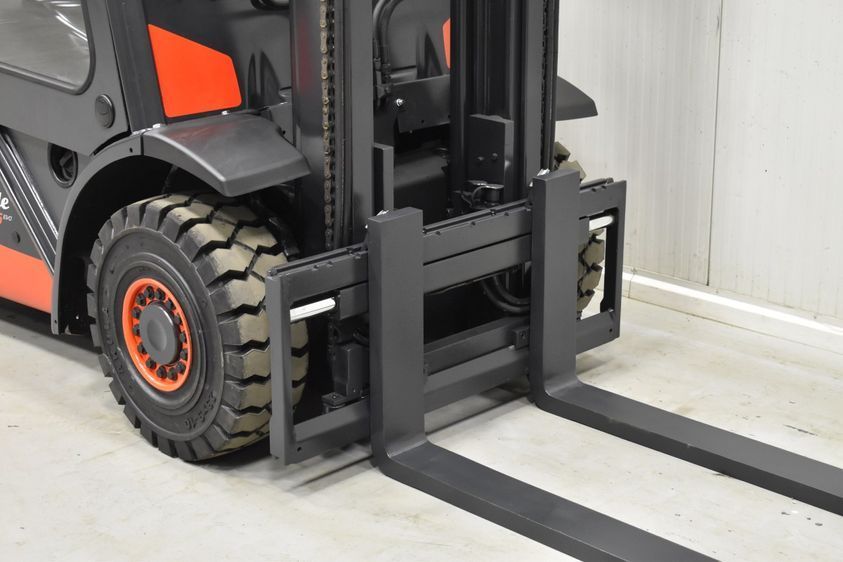 Дизельный погрузчик LINDE H 25 D-01