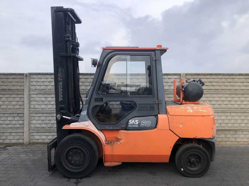 Газовий навантажувач TOYOTA 7FG45