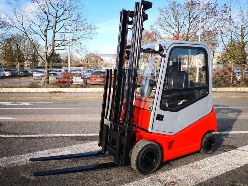 Дизельный погрузчик BT C4D150D