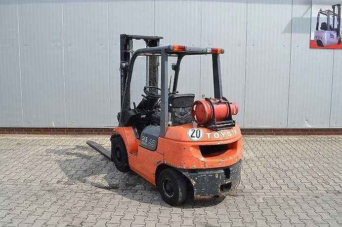 Газовий навантажувач TOYOTA 42-7FGF25