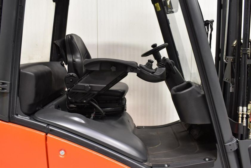 Дизельний навантажувач LINDE H18D-01