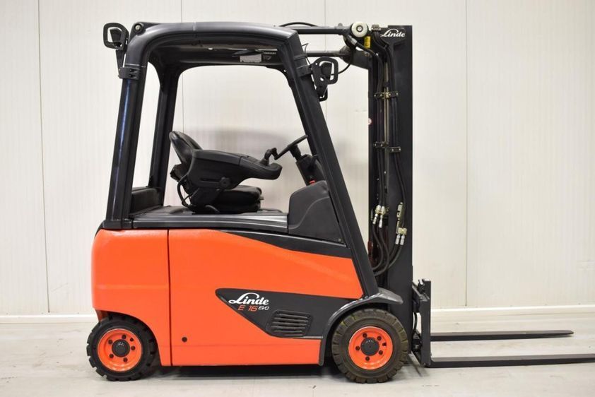 Електричний навантажувач LINDE E16 PH-02 387 серія