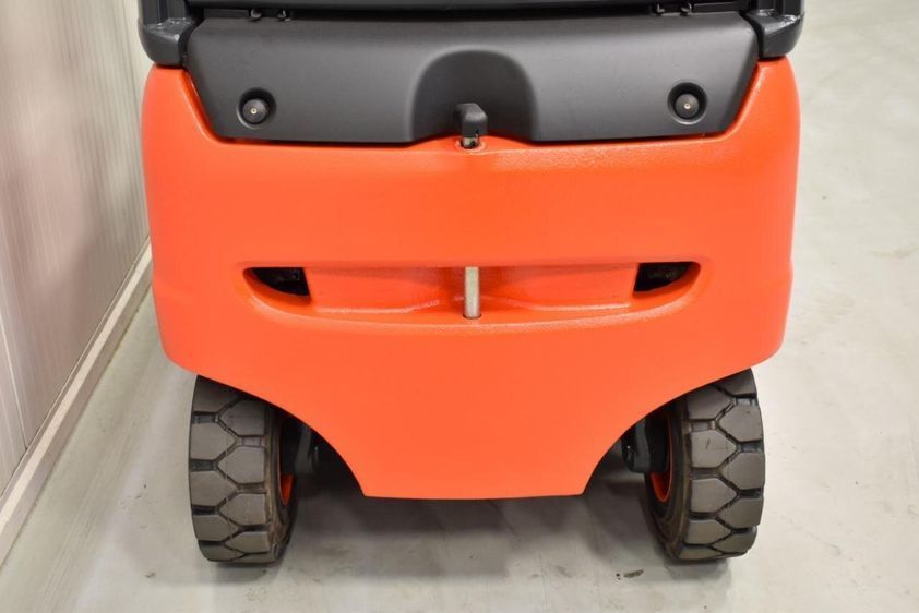 Електричний навантажувач LINDE E16 PH-02 387 серія