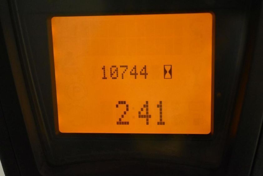 Електричний навантажувач LINDE E16 PH-02 387 серія