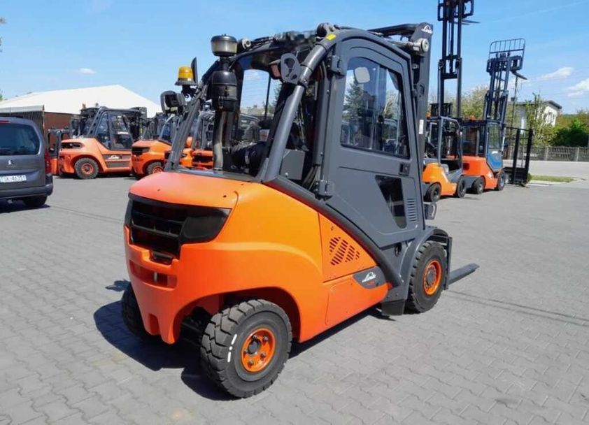 Дизельный погрузчик LINDE H35D-02