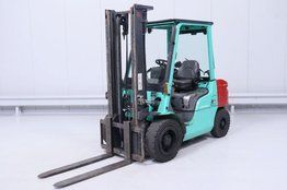 Дизельный погрузчик Mitsubishi FD30 NT