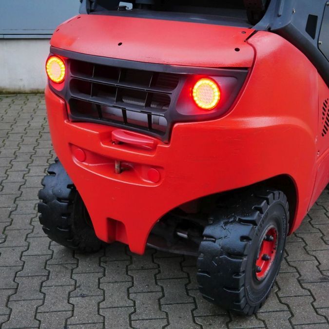 Дизельний навантажувач LINDE H30D-02