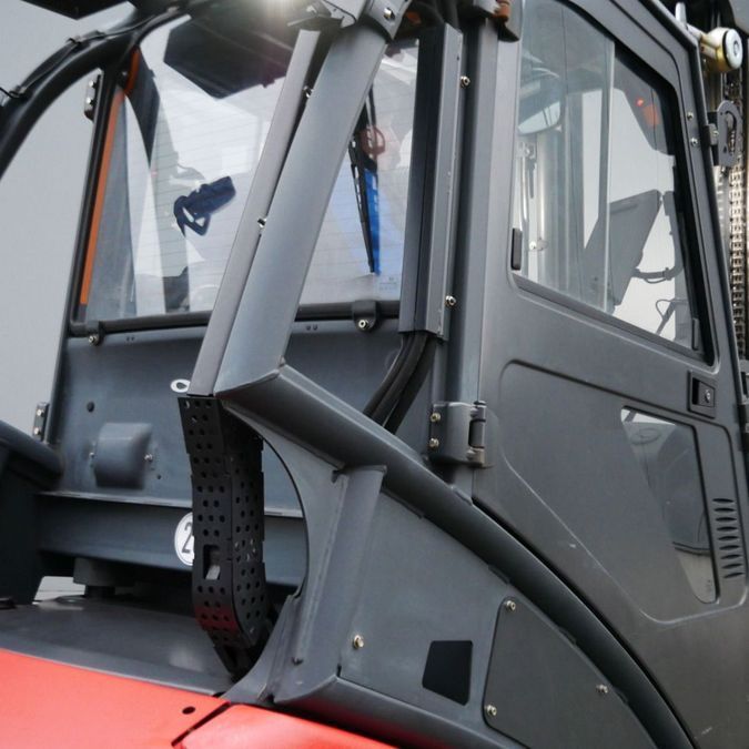 Дизельний навантажувач LINDE H30D-02