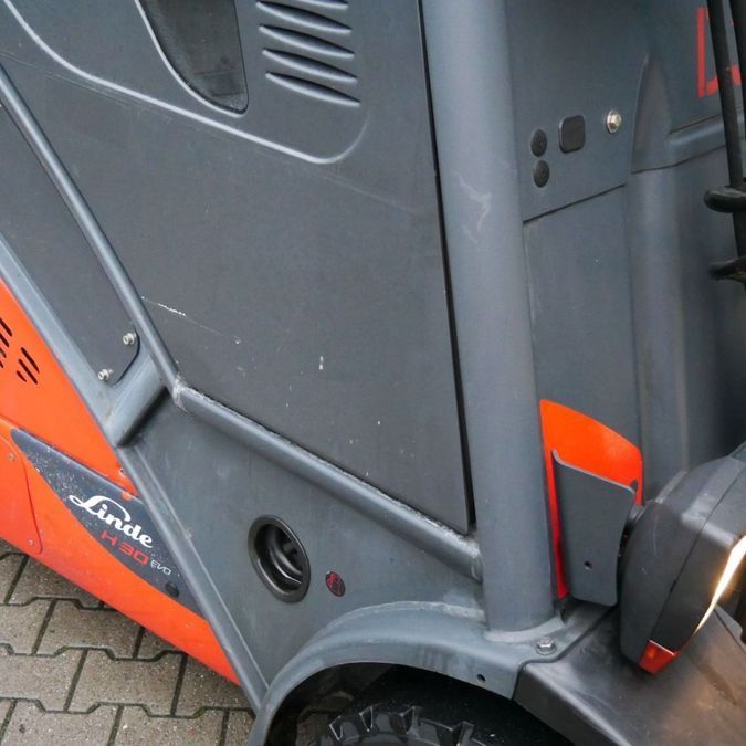 Дизельний навантажувач LINDE H30D-02