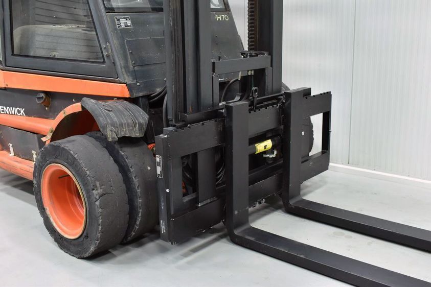 Дизельний навантажувач LINDE H 70 D-02