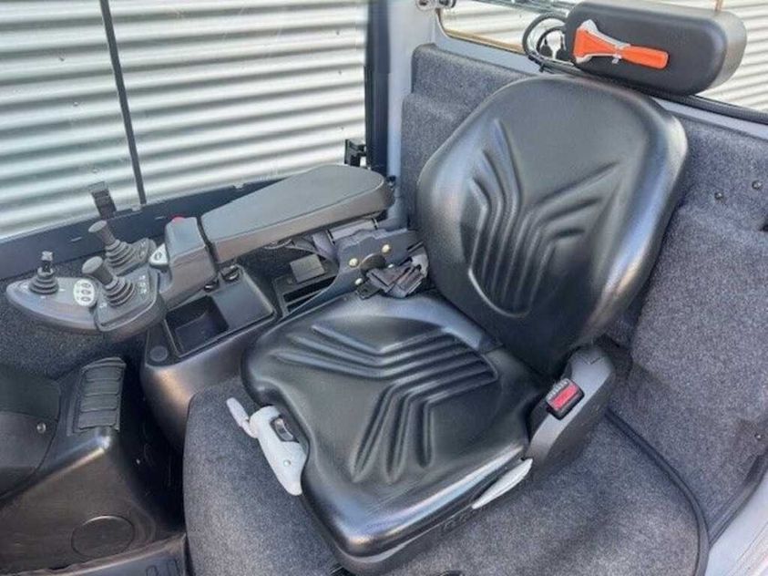 Дизельний навантажувач STILL RX70-35