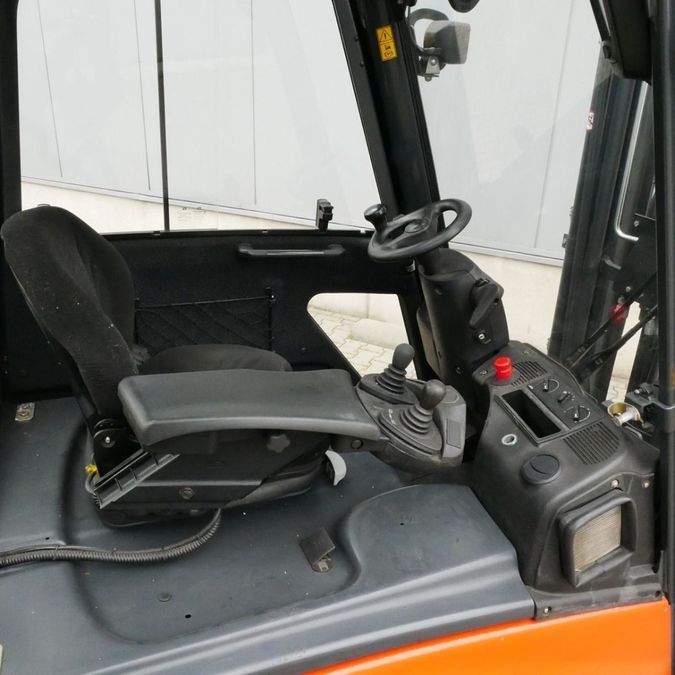 Электрический погрузчик LINDE E20PH (386)