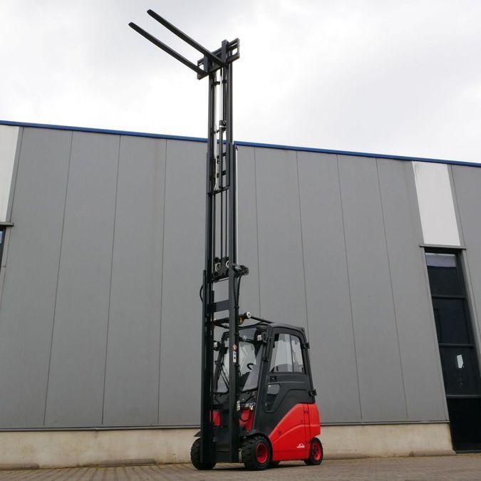 Электрический погрузчик LINDE E20PH (386)