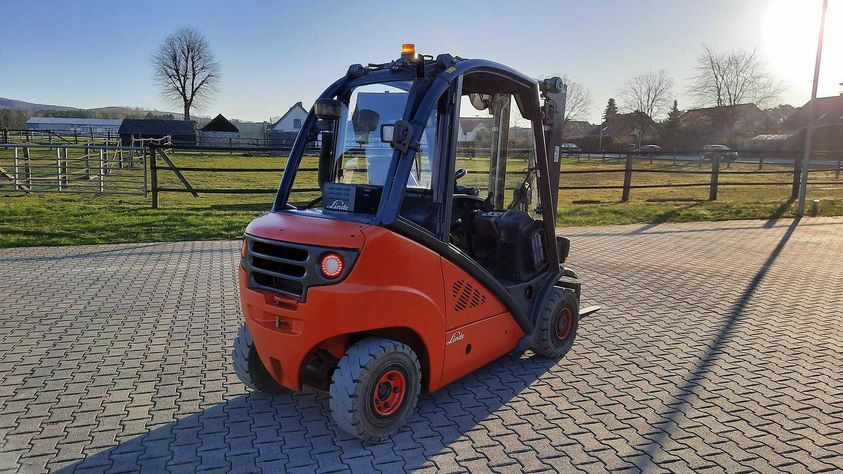 Дизельний навантажувач LINDE H25D
