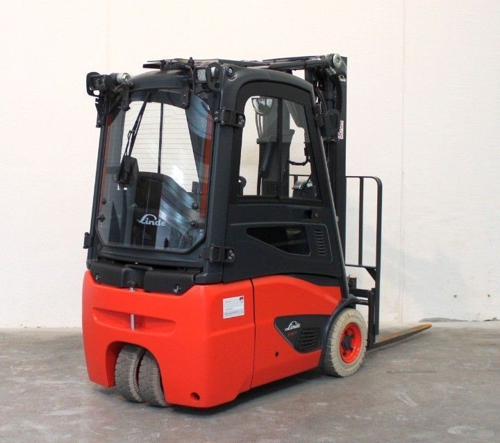 Электрический погрузчик LINDE E16С-02