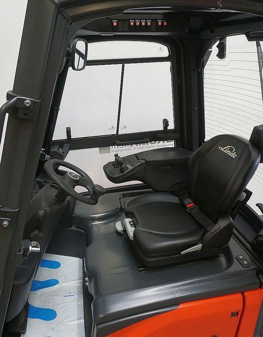 Электрический погрузчик LINDE E16С-02