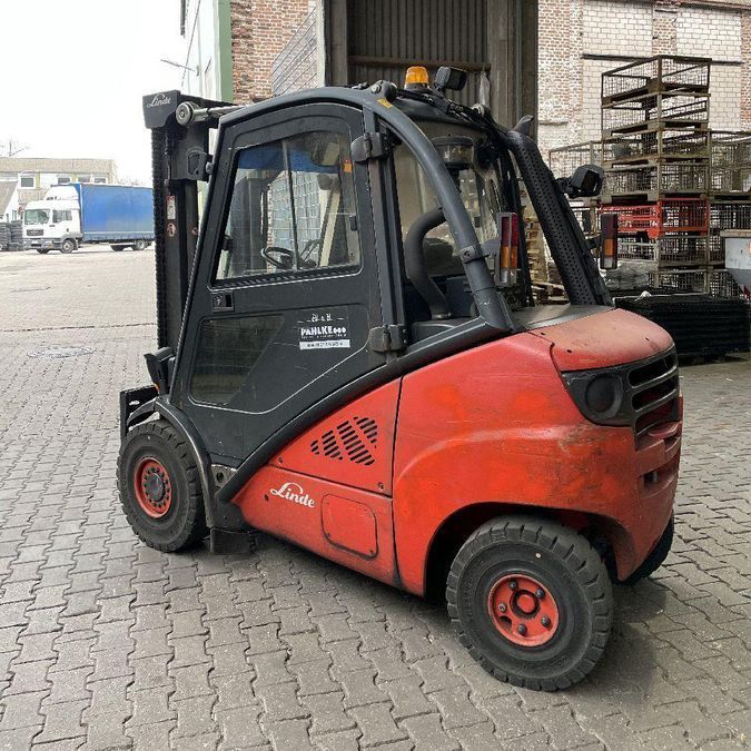 Дизельный погрузчик LINDE H30D