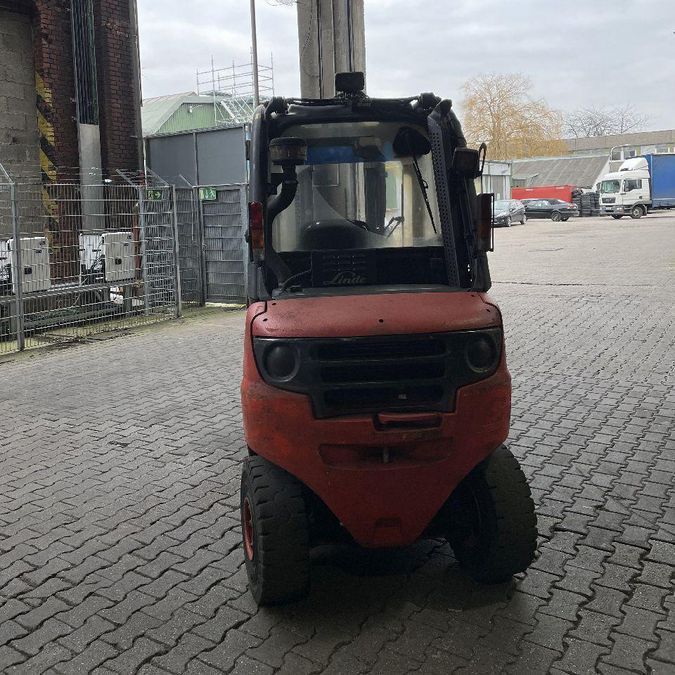 Дизельный погрузчик LINDE H30D