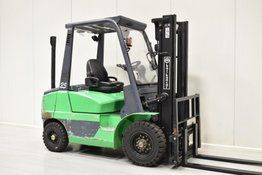 Дизельный погрузчик BALKANCAR DV 1725 SL