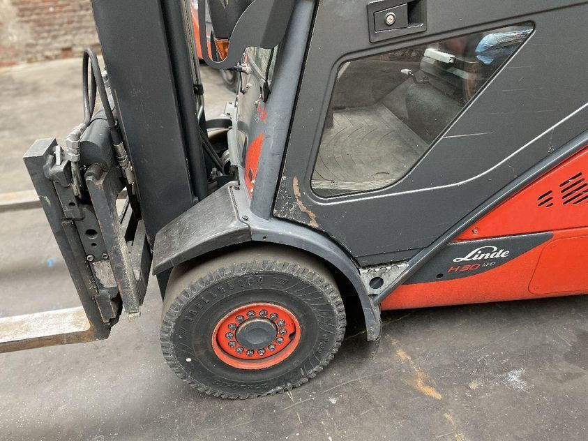 Дизельний навантажувач LINDE H30D-02