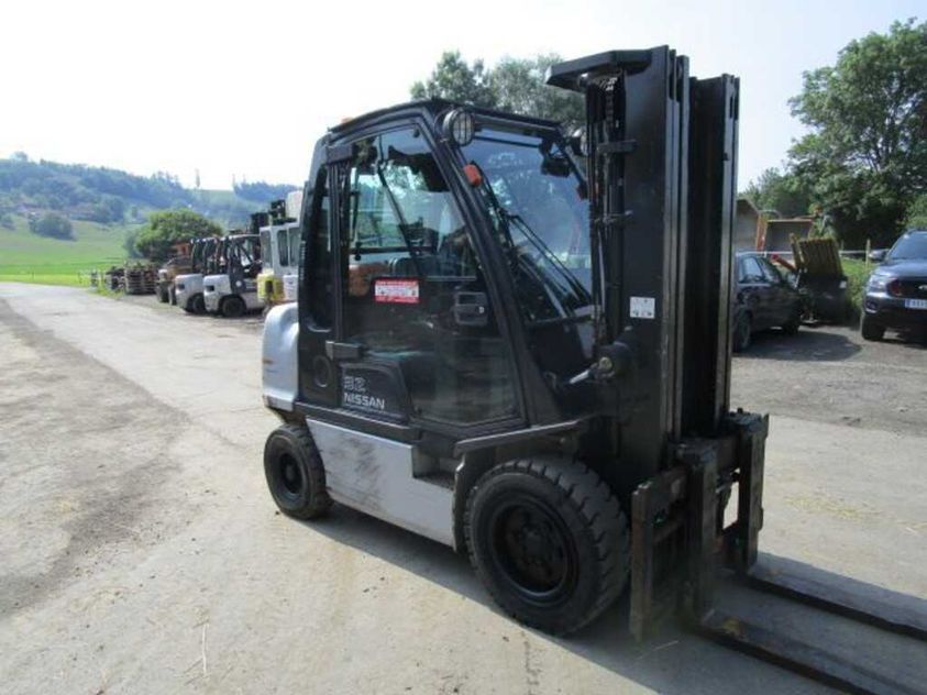 Дизельний навантажувач NISSAN FGD02A32Q