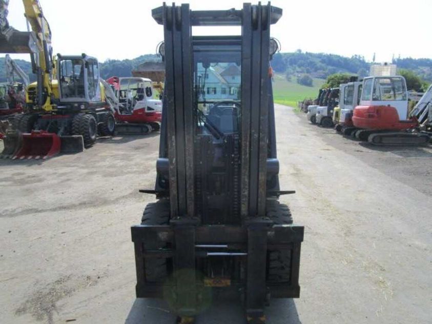Дизельний навантажувач NISSAN FGD02A32Q