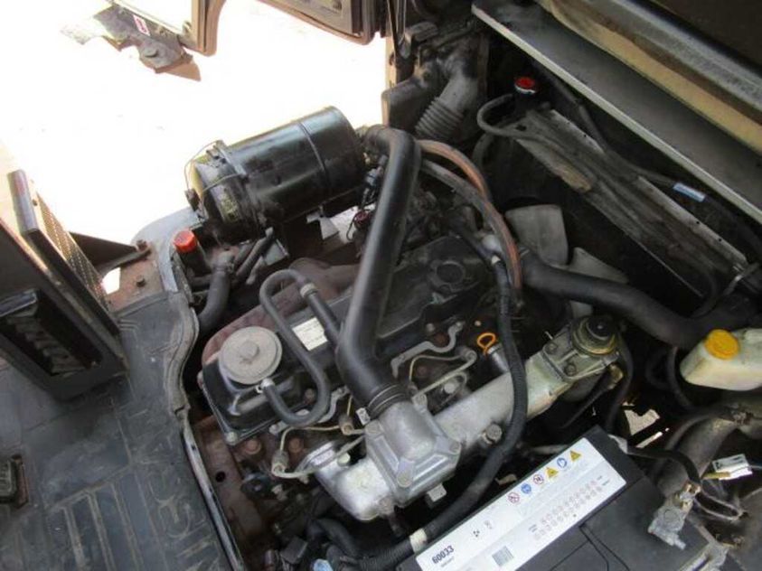 Дизельний навантажувач NISSAN FGD02A32Q