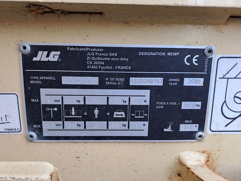 Самохідний підйомник JLG TOUCAN 10E-L (робоча платформа)