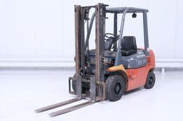 Дизельный погрузчик Toyota 62 7FDF25