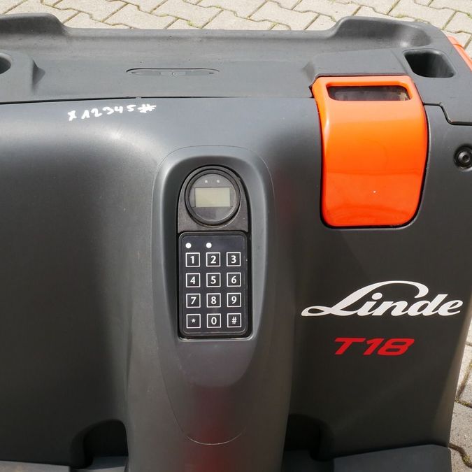 Електричний візок LINDE T18 повідковий