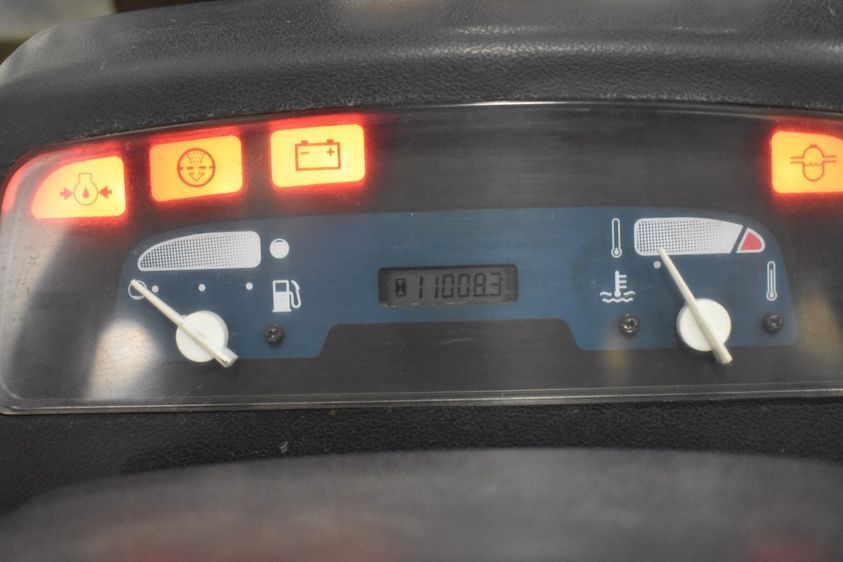 Дизельний навантажувач TOYOTA 02-7FD35