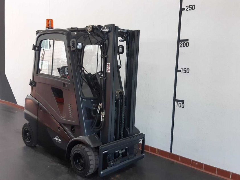Дизельний навантажувач LINDE H 20 D