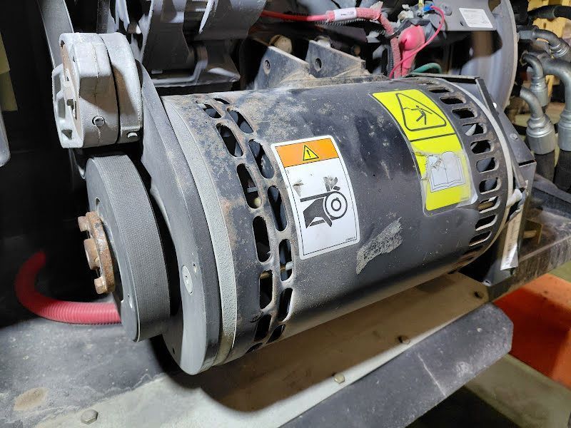 Ножничный вседорожный дизельный подъемник JLG 450AJ