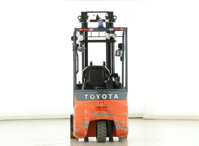 Електричний навантажувач TOYOTA 7FBEST10 трьохопорний