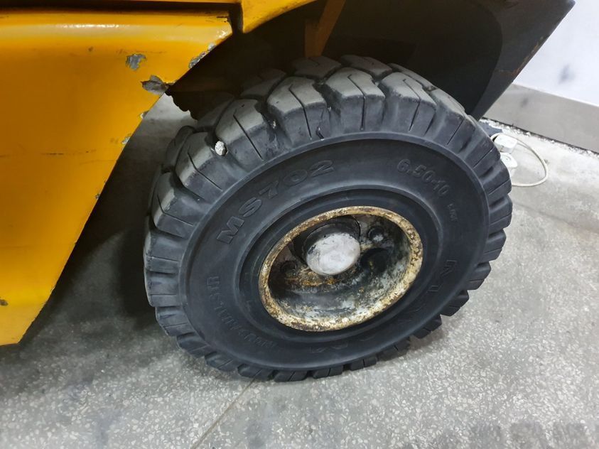 Дизельный погрузчик JUNGHEINRICH DFG30