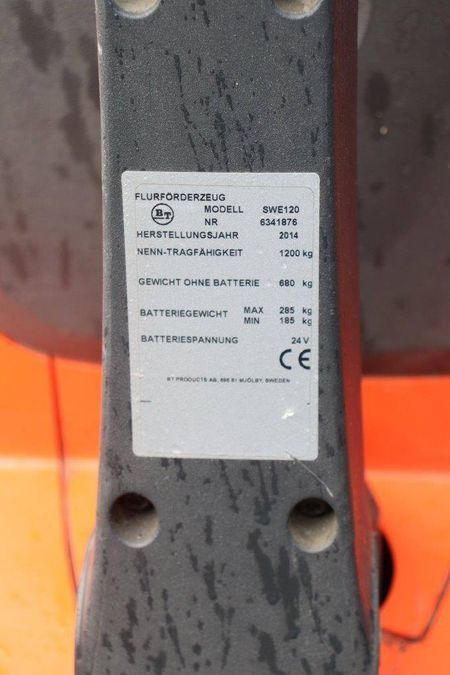 Електричний штабелер BT SWE 120, поводковий