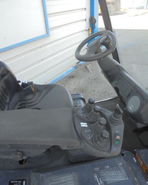 Електричний навантажувач LINDE E25-02