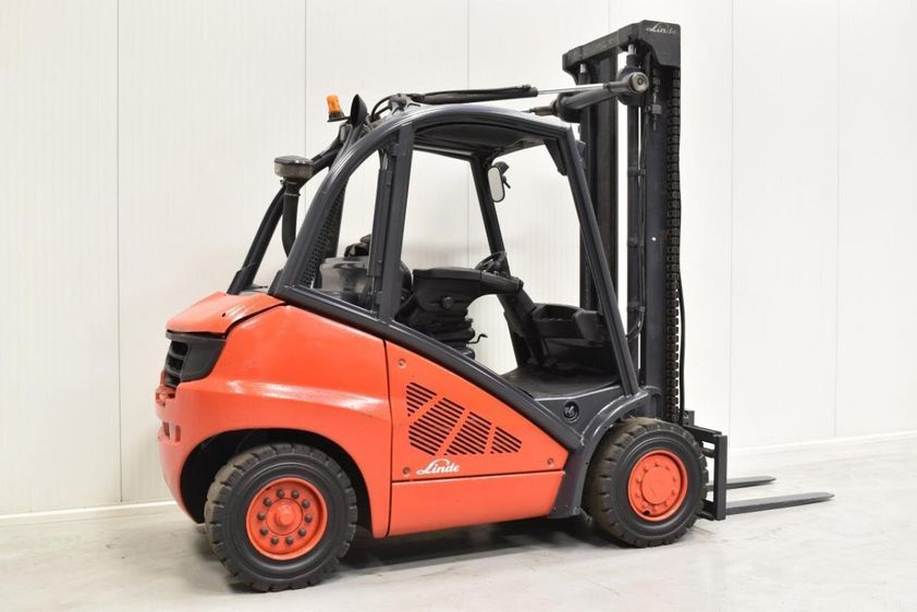 Дизельний навантажувач LINDE H40D-01