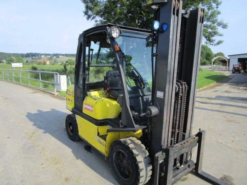 Дизельний навантажувач NISSAN YG1D2A30Q
