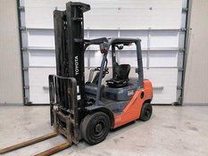 Дизельний навантажувач TOYOTA 02-8FDF25