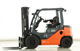 НОВИЙ дизельный погрузчик TOYOTA 56-8-FD-20-F