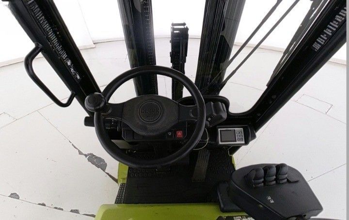 Электрический погрузчик CLARK GTX18 с Акб 2024 года