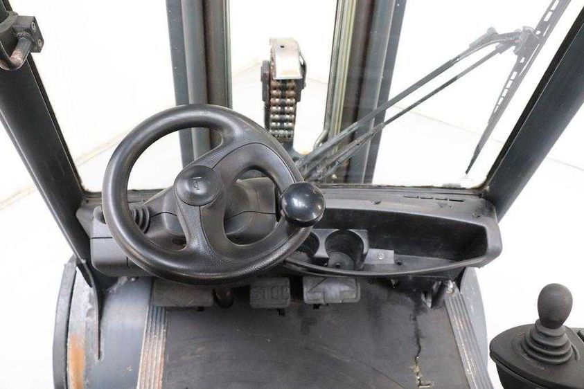 Дизельный погрузчик LINDE H35D