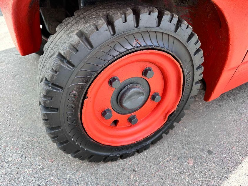 Электрический погрузчик LINDE E16PH-02