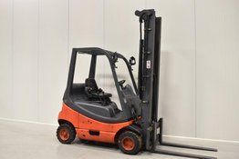 Дизельный погрузчик LINDE H 18 D-03
